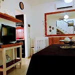 Casa Los Mikeles